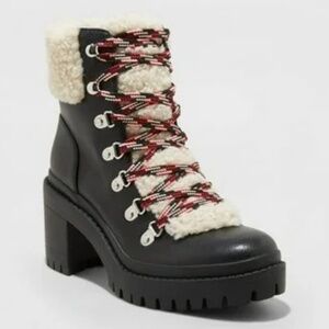 Women's Aubrie Heeled Hiking Boots by Universal Thread Black Size 8